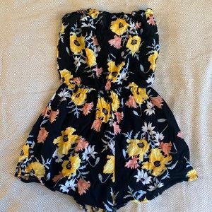 Strapless romper